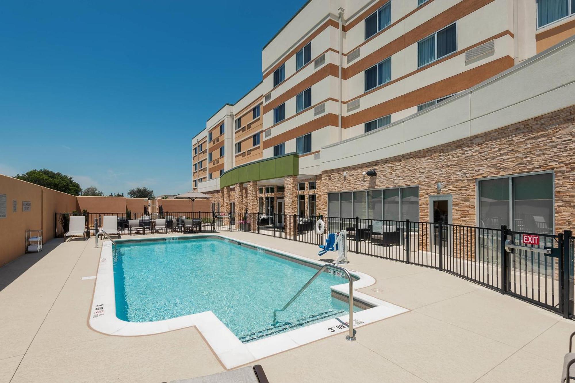 Courtyard By Marriott Ardmore Luaran gambar