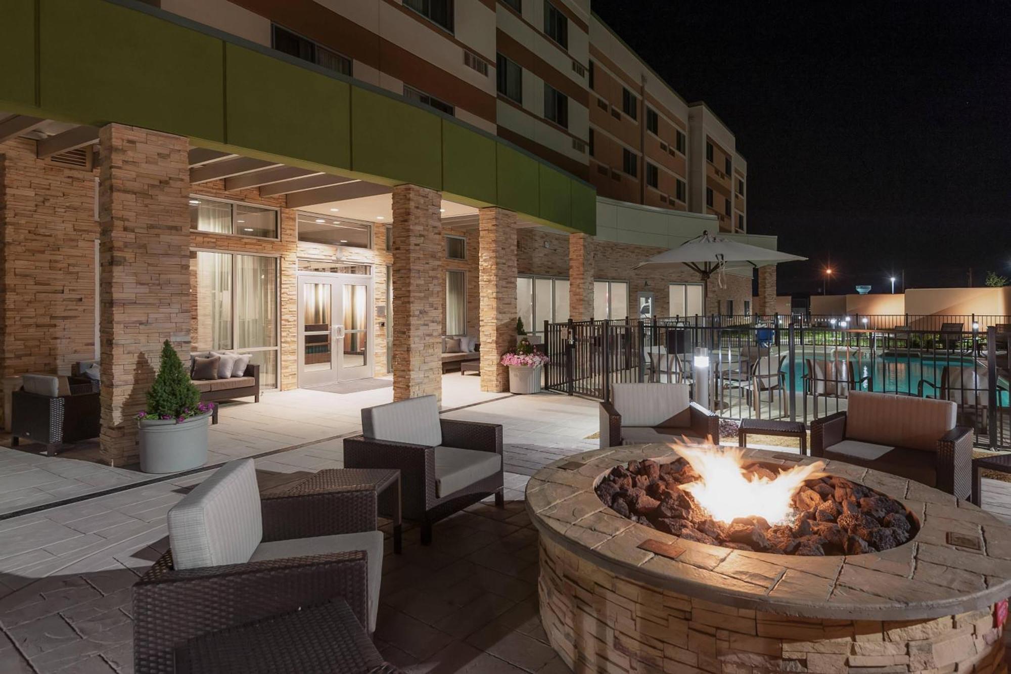Courtyard By Marriott Ardmore Luaran gambar