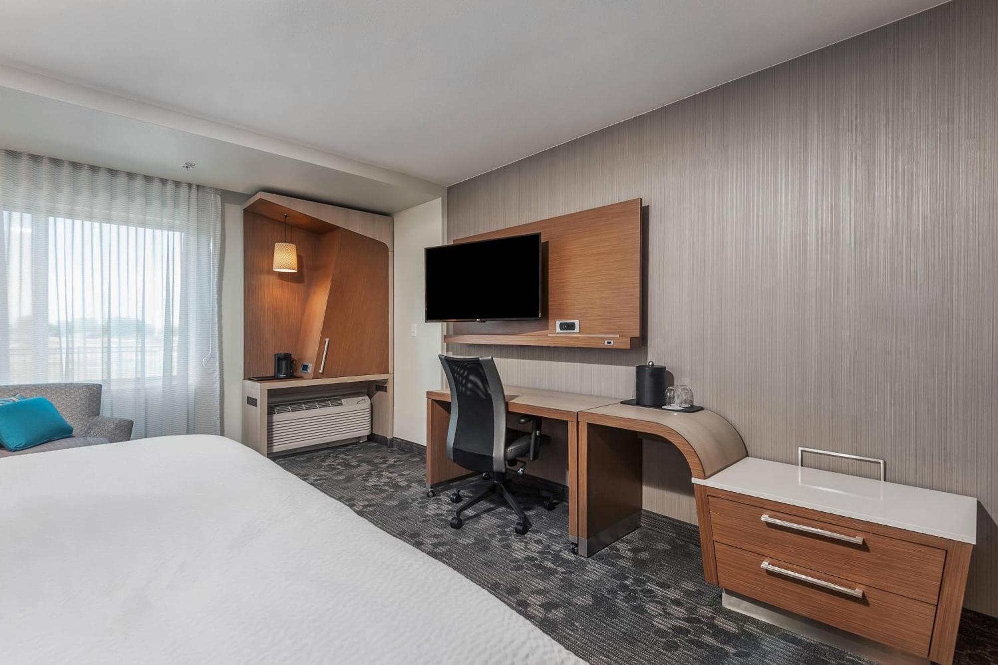 Courtyard By Marriott Ardmore Luaran gambar